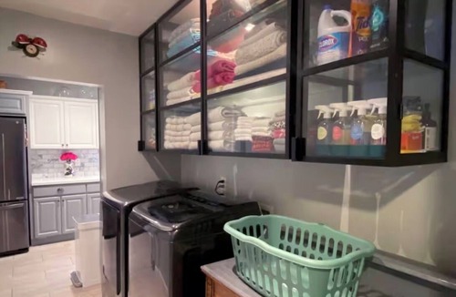 Los Angeles House | SoFi Adjacent Classic Spanish Retreat Near LAX. Major international sporting event Stay