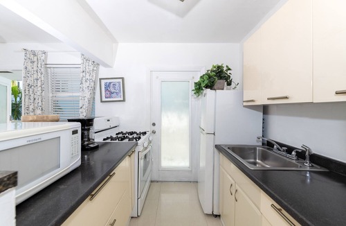 South Pointe Apartment | SOFI BEACH APARTMENT