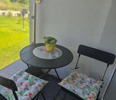 Otopeni Apartment | Sofia Residence-Otopeni Airport & Therme- Libertatii Gardens-Self Check-in