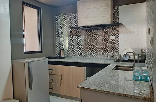 Talibon Hotel | Soi Suites