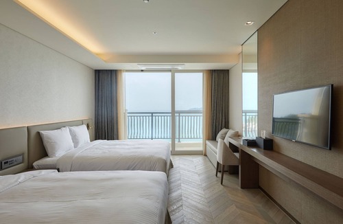 Songgun Resort | Sol Beach Jindo