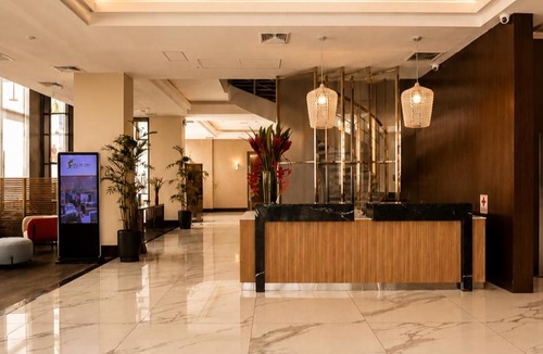 Petit Jean Ocharan Hotel | Sol de Oro Hotel & Suites