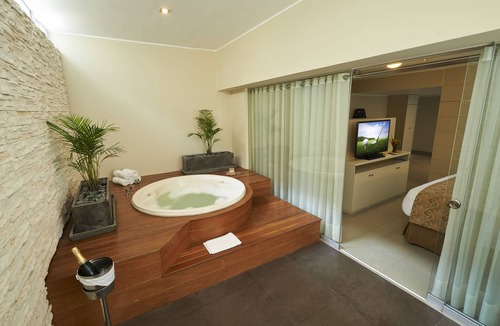 Petit Jean Ocharan Hotel | Sol de Oro Hotel & Suites
