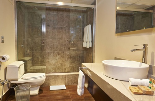Petit Jean Ocharan Hotel | Sol de Oro Hotel & Suites