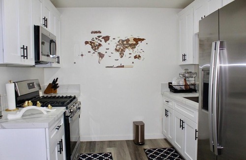 Pacific Beach Apartment | Sol di Vito