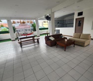Mandaluyong House | Solace View Rooftop