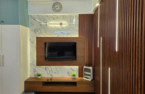 Solan Apartment | Solan Woods - Cozy Studio Apartment in Chester Hills, Solan