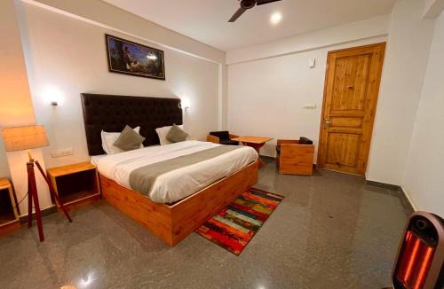 Amritsar Hotel | Solank Hotel & Cafe