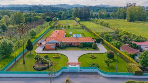 Portela House | Solar de Prado - by Proguest