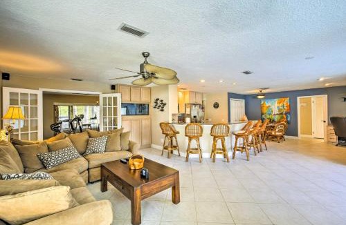 Bal Harbour House | Solar-Heated Pool! Tropical Apollo Beach Hideaway