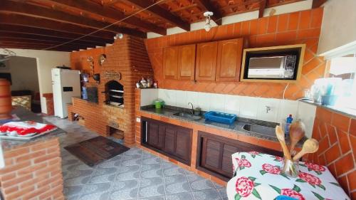 Historical Vila Mambucaba House | Solar Oliveira