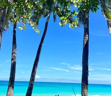 Manoc-Manoc House | Solar-Powered Hilltop Haven Boracay Beach Escape