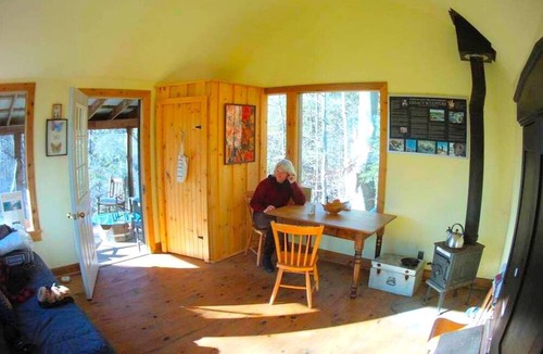 Blackstock RV Rental | Solar-Powered Tree House in the Canadian Woods near Toronto, Ontario