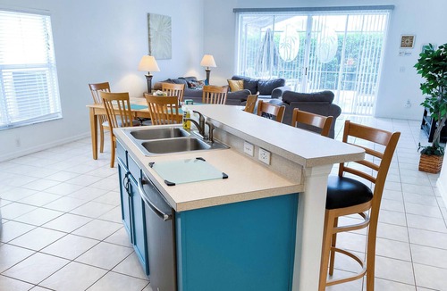 Four Corners Villa | Solar Powered Villa Near Disney, South Pool/Spa