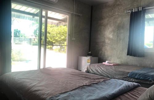 Uthai Thani House | SolarCell Private Homestay - โซล่าเซลล์ไพรเวทโฮมสเตย์