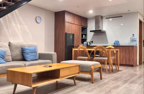 Tay Ho Apartment | Solari 15F Duplex Suite with Nhat Tan Bridge View
