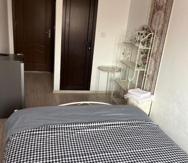 Galati Apartment | Solaria Budget Studio
