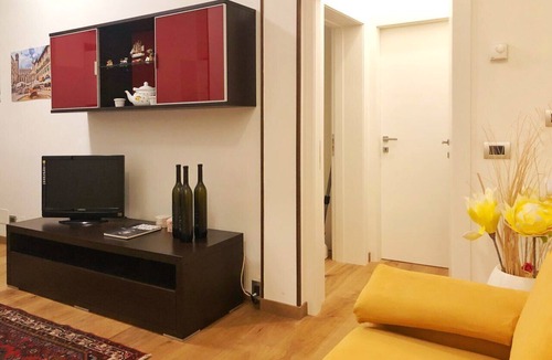 Cittadella Apartment | Sole apartment is strategically located, leading you to the heart of Verona