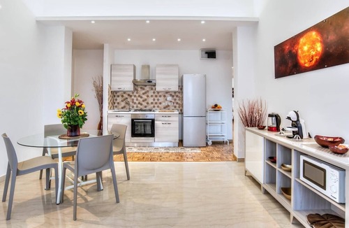 Quartiere XXXI Giuliano Dalmata Apartment | Sole Apartment