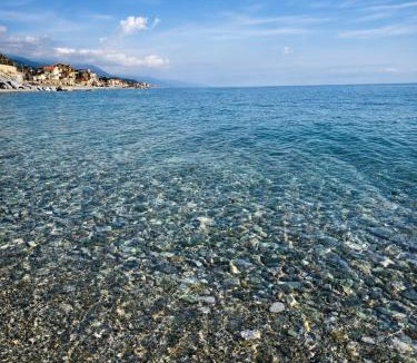 Fuscaldo Cabin | Sole E Mare