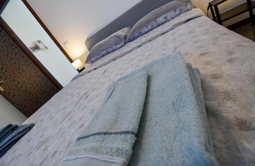 Albano Sant'Alessandro Apartment | Sole