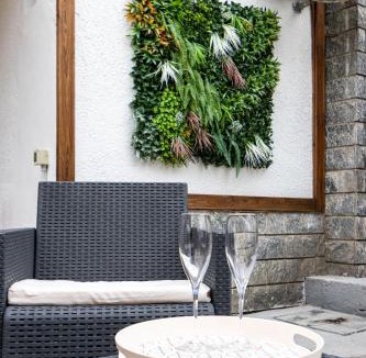 Dormelletto Apartment | SoleLago Dormelletto, Garden, Patio, Wi-Fi, AC