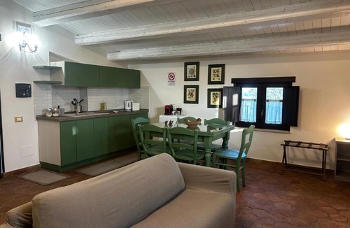 Syracuse House | Soleluna