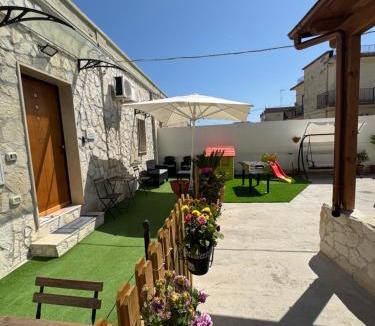 Municipio 3 Apartment | SoleMar Villa
