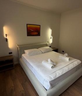 Mbrostar-Urë Villa | Solemar4
