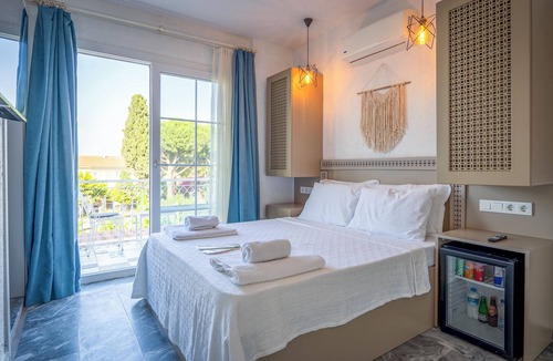 Hacımemis Hotel | Solis Alacati