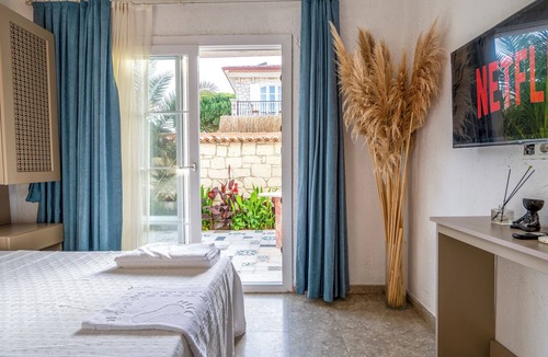 Hacımemis Hotel | Solis Alacati