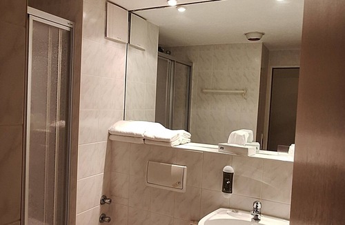 Niederschoenhausen Hotel | Solitaire Hotel & Boardinghouse Berlin