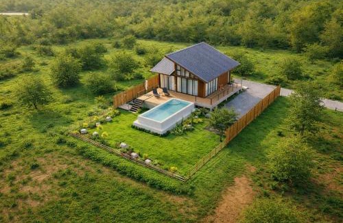 Lom Sak Villa | Solitude Villas