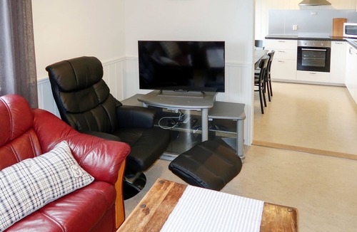 Hyllestad House | Solsvika by Interhome