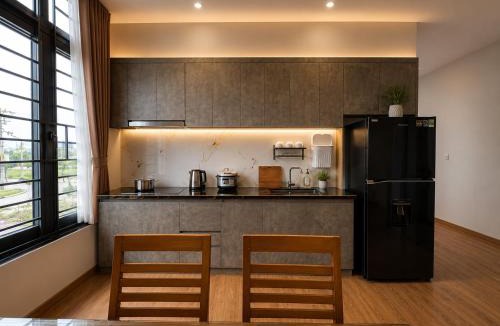 Ngu Hanh Son House | Solwind Riverside