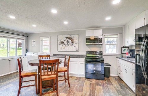 Sloans Valley Cottage | Somerset Gem: Upgraded Pull-Through Boat Parking