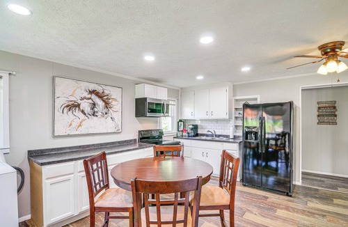 Sloans Valley Cottage | Somerset Gem: Upgraded Pull-Through Boat Parking
