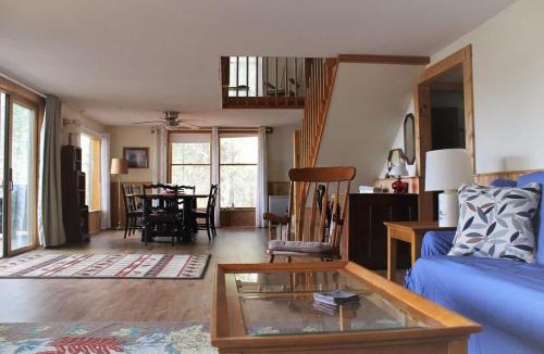 Mount Desert House | Somes Pond Island Cottage