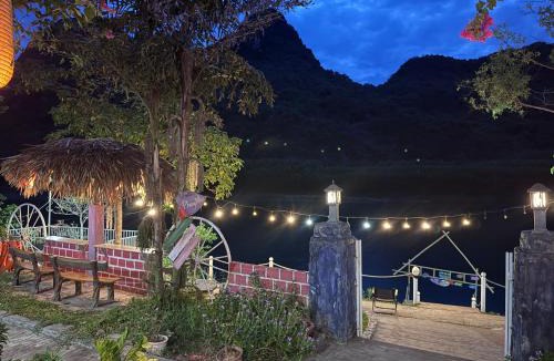Phong Nha House | Son River House