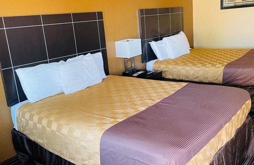 Dilley Hotel | Sona Inn Dilley
