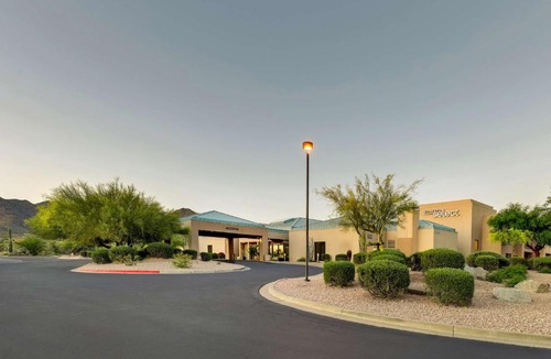 Mayo Clinic Hotel | Sonesta Select Scottsdale at Mayo Clinic Campus