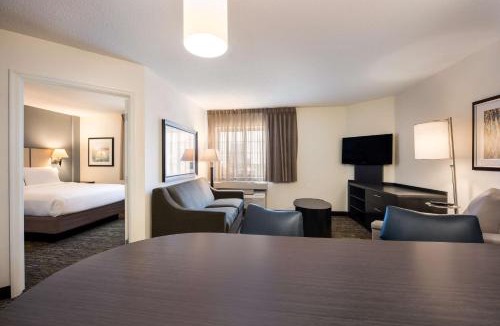 Clearwater Hotel | Sonesta Simply Suites Clearwater St Petersburg