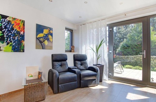 Schweigen-Rechtenbach Apartment | Sonnenberg Apartment 2 - Holiday domicile Schweigen