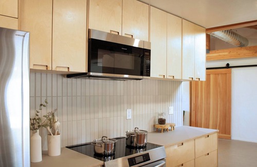 Tucson House | Sonoran Peach | Light-Filled 5BR near TMC