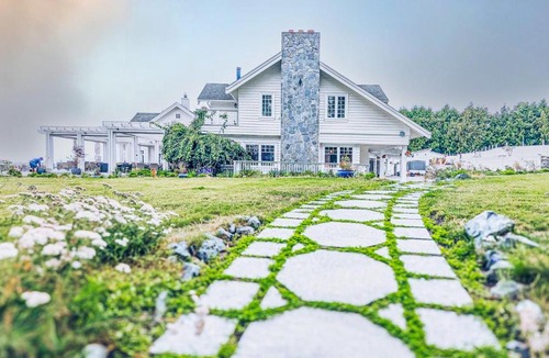 Sooke Hotel | Sooke Harbour House