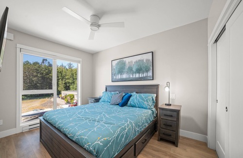 Sooke Condo | Sooke Harbour Luxury 2-Bed Condo With Marina Views!