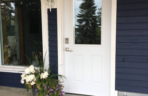 Sooke House | Sooke Ocean View Suite - quiet, walkable, perfect for couples, close to trails