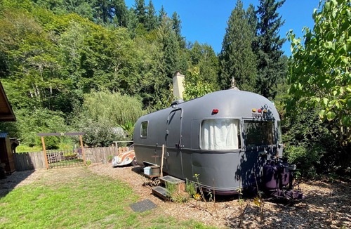 Renton House | Soothing 1-bedroom recreational vehicle in beautiful Renton