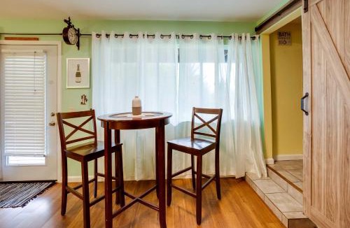 Smith River Apartment | Soothing Studio w/Lush Views: 2 Mi to Beach!