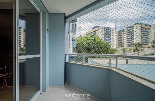 Itacorubi Apartment | Sophisticated Apartments Just Minutes From Lagoa da Conceicao and Praia Mole Elts